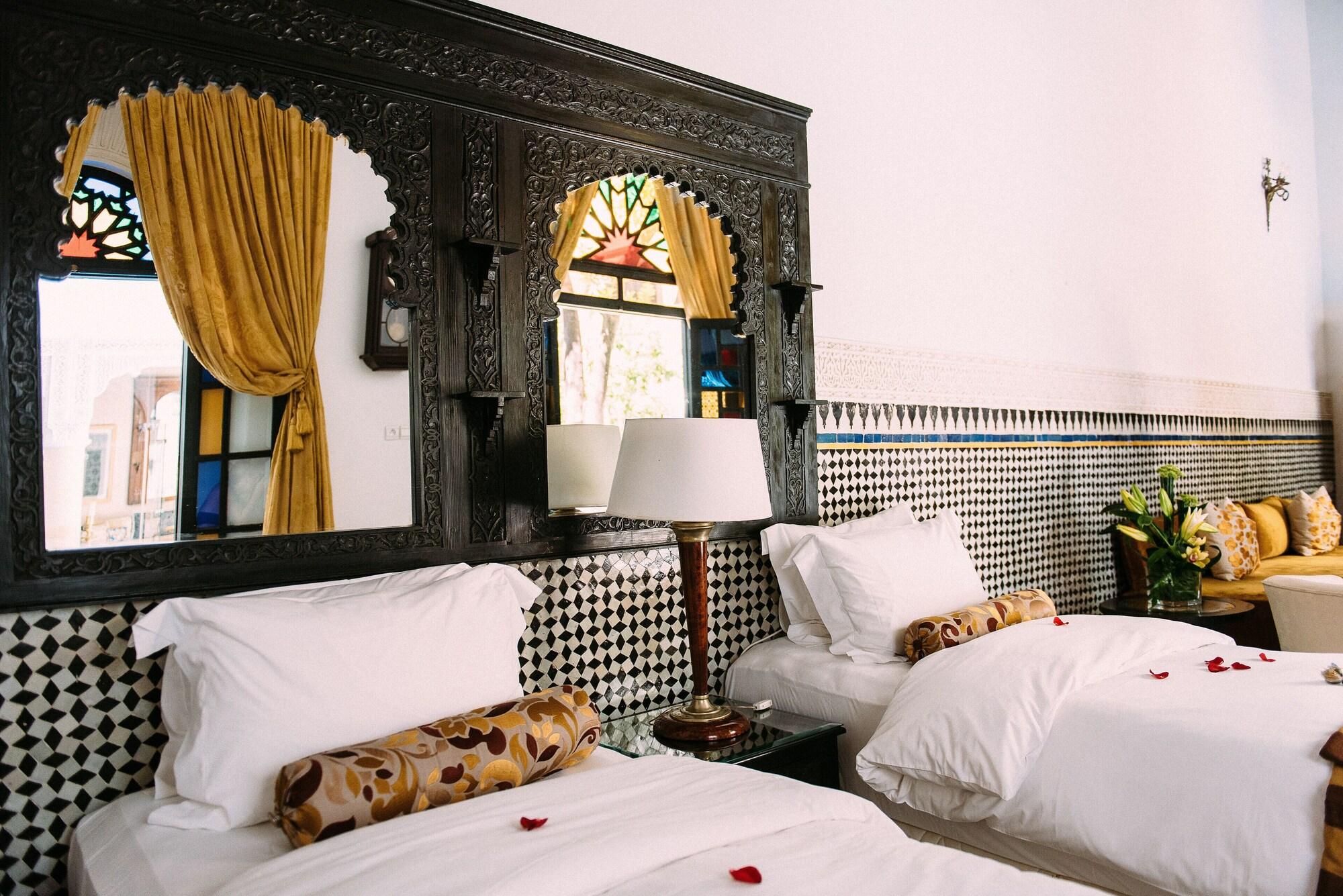 Riad Maison Bleue And Spa Fez Bagian luar foto